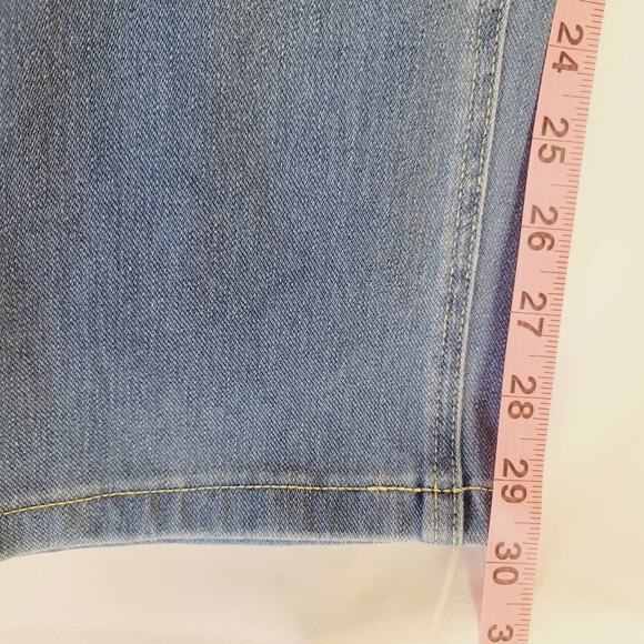 NWT Halara Flex Denim Pull On Straight Leg Jegging Jeans Large - Picture 9 of 11